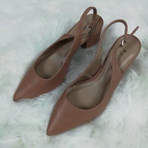Aquamar Pointed Toe Nude color square heels